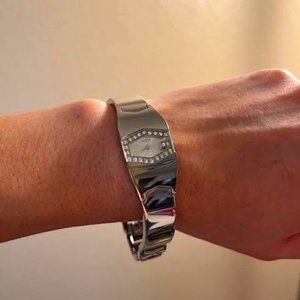 Women's Guess Quartz Silver Dial Crystal G75528L Wristwatch